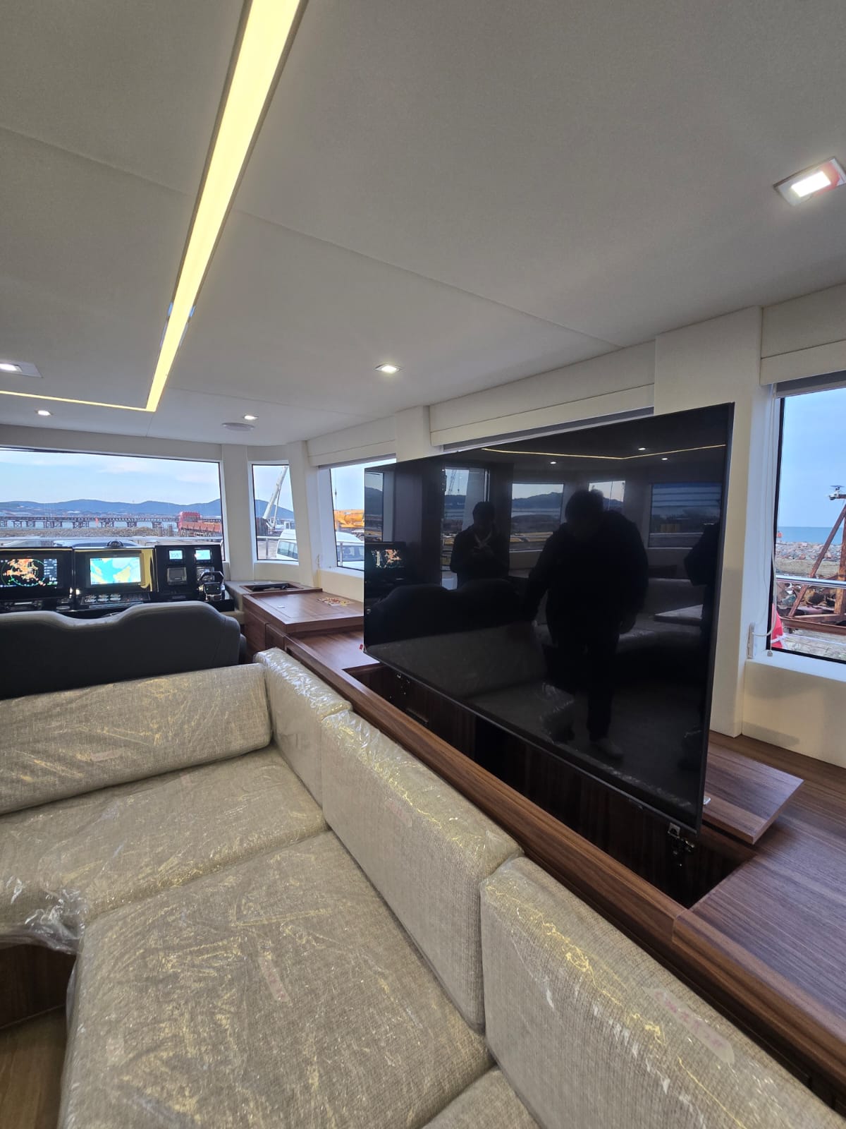 La Mer - Power Catamaran 56 - Photo 4